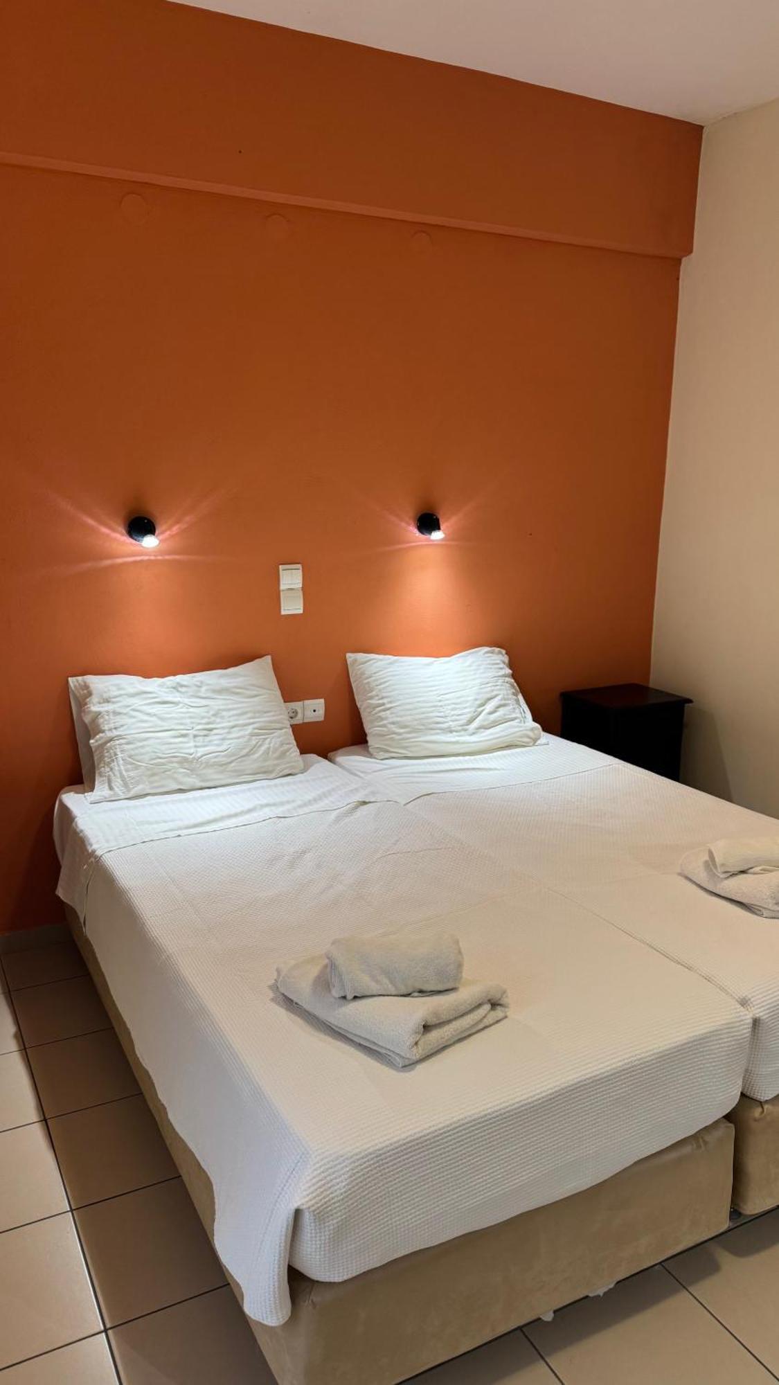 Chrisovalanto Hotel Sívota Værelse billede