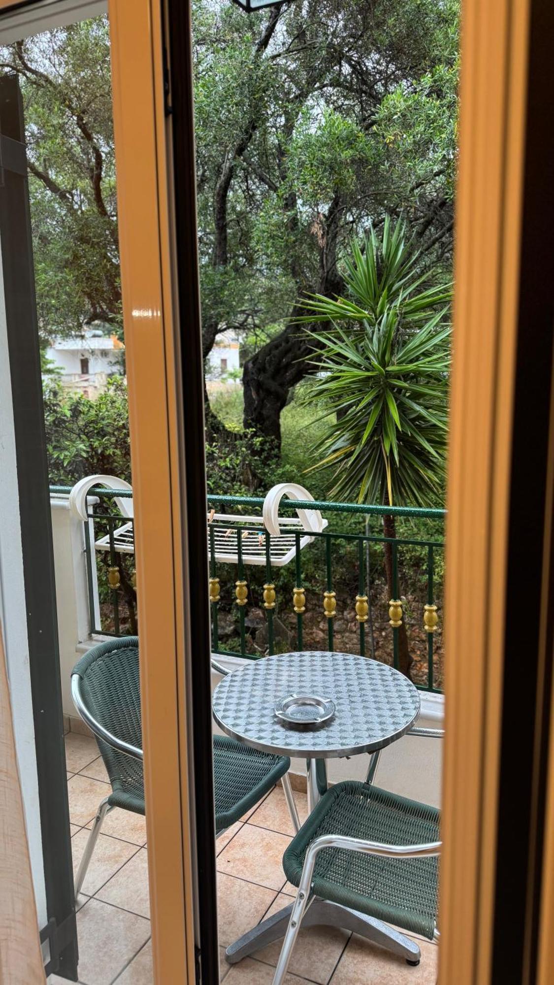 Chrisovalanto Hotel Sívota Værelse billede