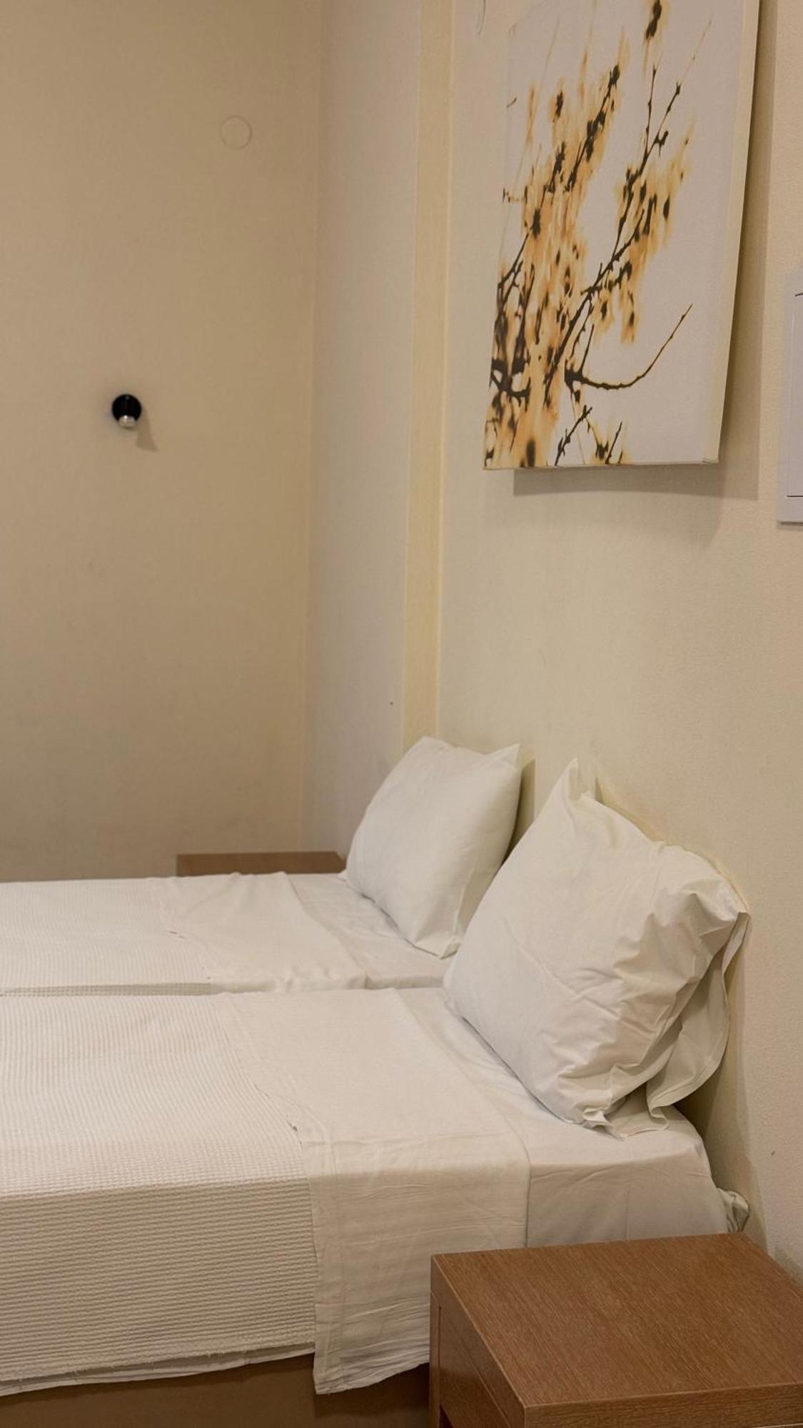 Chrisovalanto Hotel Sívota Værelse billede
